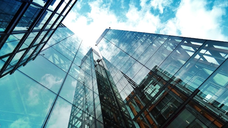Cloud regulation: Resilience and reducing cloud-risk