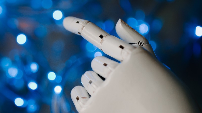 Can AI enhance customer relationship management?