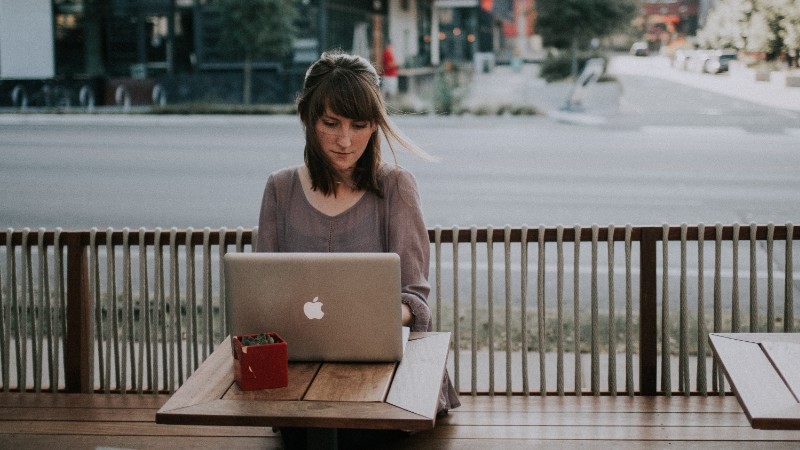 75% of UK workers have an unhealthy relationship with work